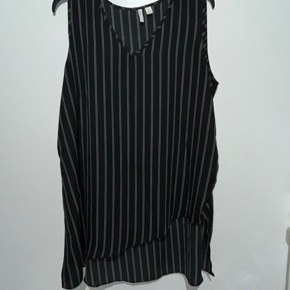 Cato Women's Black White Striped V-Neck Sleeveless‎ Asymmetrical Blouse Size XL
